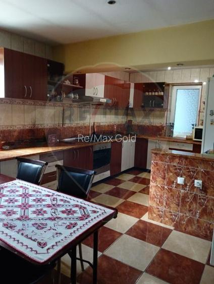 Casă spațioasă cu garaj - Mogoșoaia, foarte aproape de Podul Mogoșoaia - 9