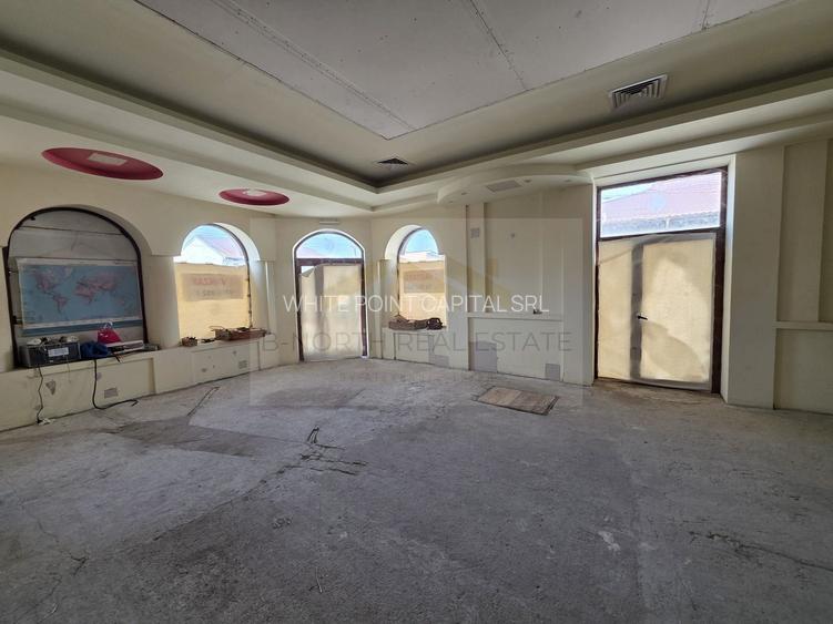 Spațiu comercial în centrul vechi Urziceni |Clădire stradală de colț | 288 mp - 3