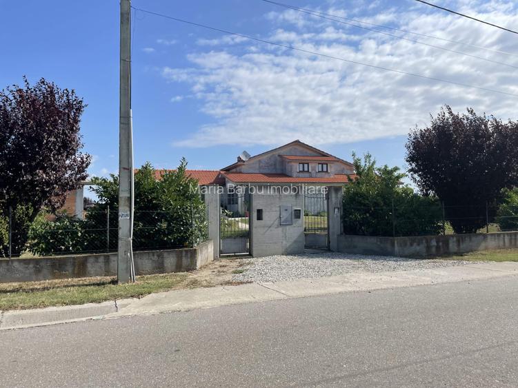 Vila P+M, an 2021, teren 3600 mp, D=50 m, Brancoveni - 2