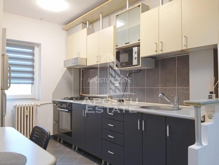 Apartament 2 camere ,53 mp ,zona  Micalaca - 2