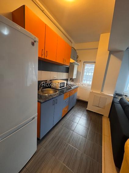 Inchiriez garsoniera Militari Residence - 6