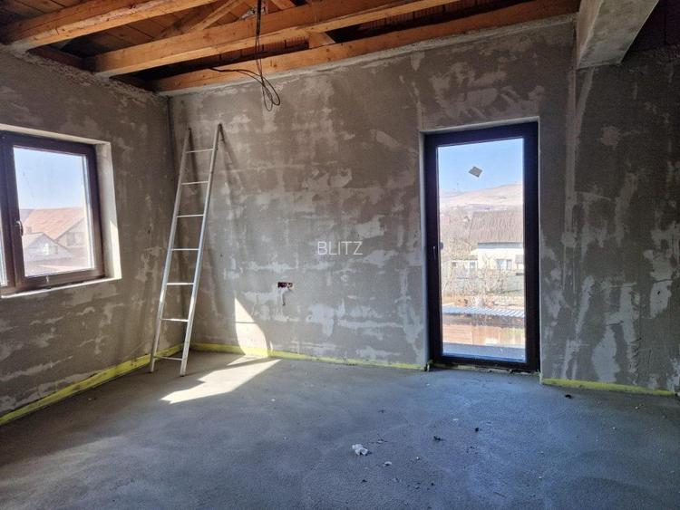 Casa individuala, 190mp, 5 camere, 4 bai, 800mp teren, Luna de Sus - 2