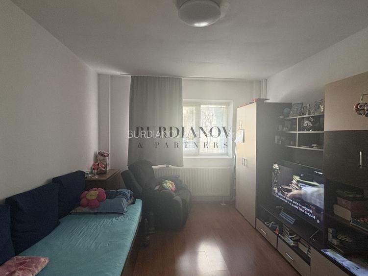 Apartament cu 3 camere - Centrala termica - Rahova - Calea Ferentari 8 - 2