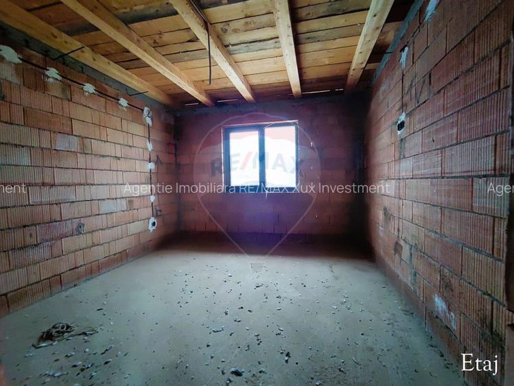 Casă/vilă spațioasă, centrală în Săliște, structură S+P+E+M - 10