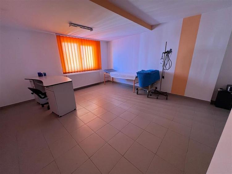 De inchiriat policlinica in Toplita