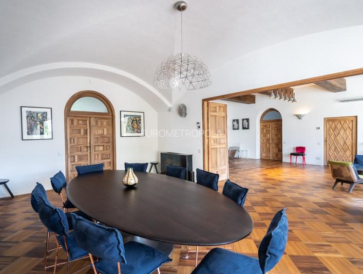 Vila spectaculoasa, complet renovata Dacia - 5