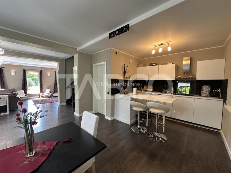 Casa de vacanta moderna Valea Avrigului teren 1108 mp dotari premium - 26