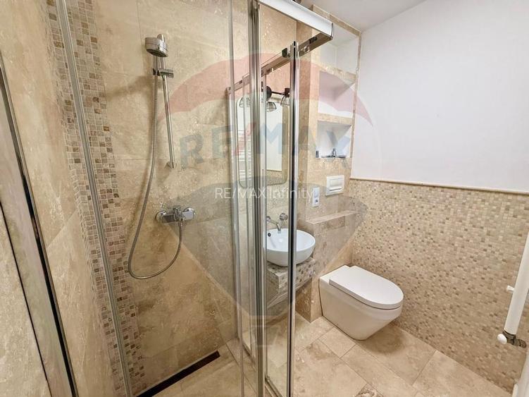 Apartament 4 camere, pe 2 niveluri si curte comuna în Centru - 15