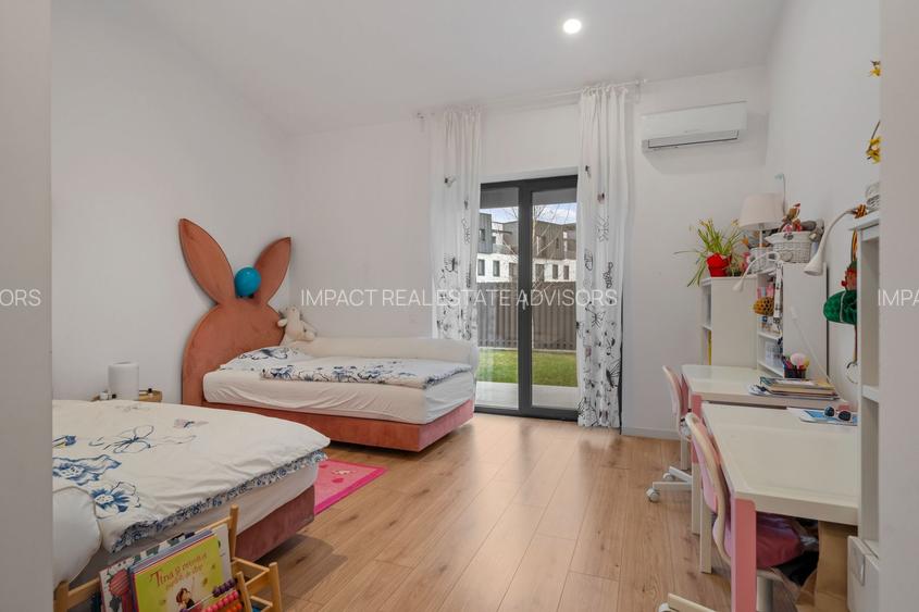 Vila pe parter cu 5 camere  | 655 mp teren | dotata cu panouri solare - 20