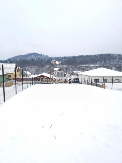 Teren intravilan 769 mp cu priveliste catre munti si padure  - 4