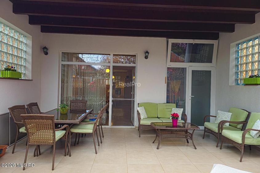 Dumbravita - Str Soarelui - Casa P+1, 3 Camere, Parcare Acoperita - 24