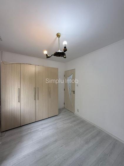 2 Camere Renovat Luica/Piata Resita - 4