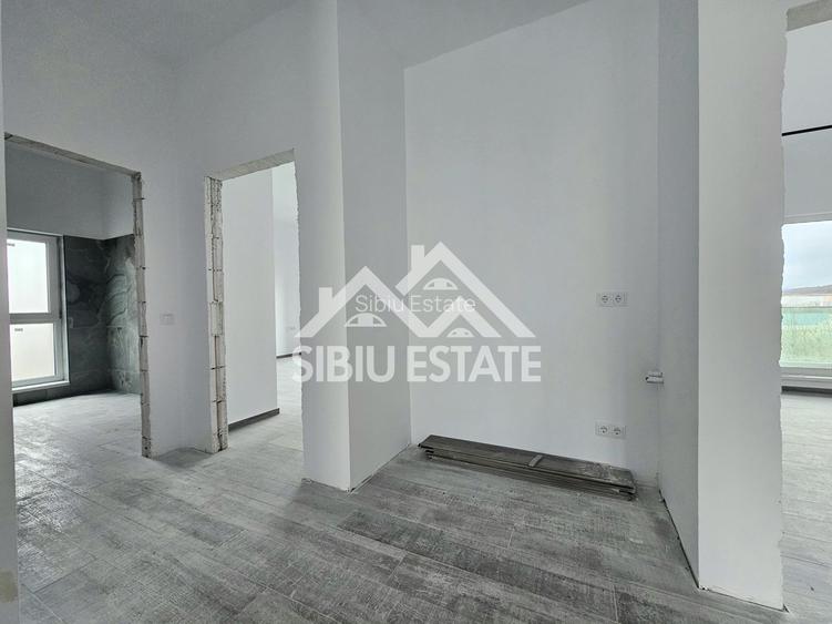 Casa cu garaj si teren mare super pret - 23