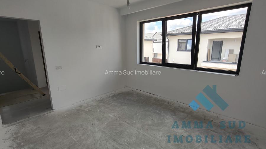Vila individuala P + 1 + Pod - 144 mp utili - 5 Camere - 344 mp teren - 25