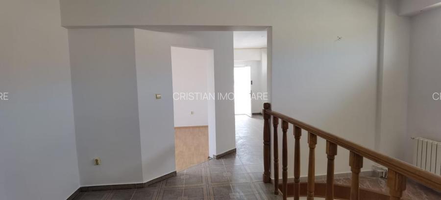 Vila S+P+1 teren=1438 mp, 367mp construiti Varsatura - 16