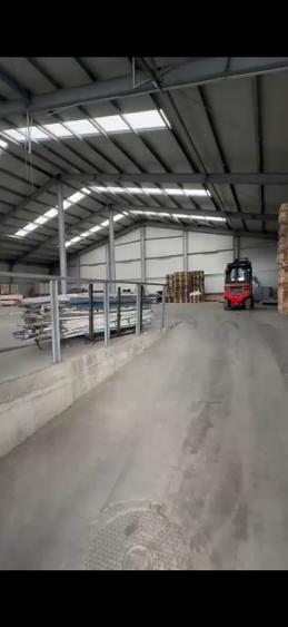 Bază industrială completă gata de inchiriat