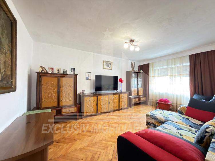Apartament cu 3 camere | 2 bai | 69 mp | Cetate - Mercur