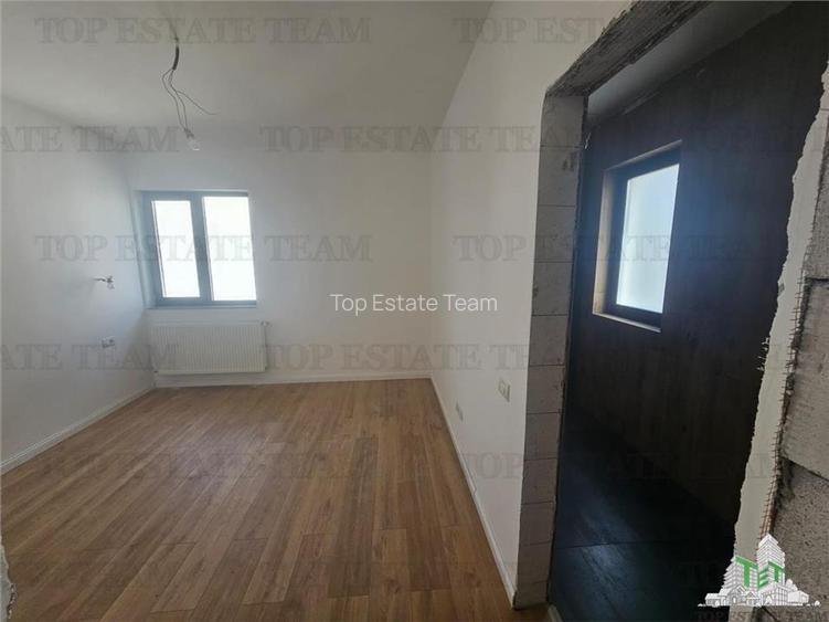 Vila lux 5 camere in Prel. Ghencea-Bragadiru - 12