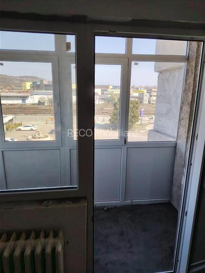 RECO Apartament cu o camera decomandat, Velenta - 8