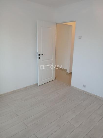 Apartament de 3 camere, etaj 2/4, zona Alexandru cel Bun - 3