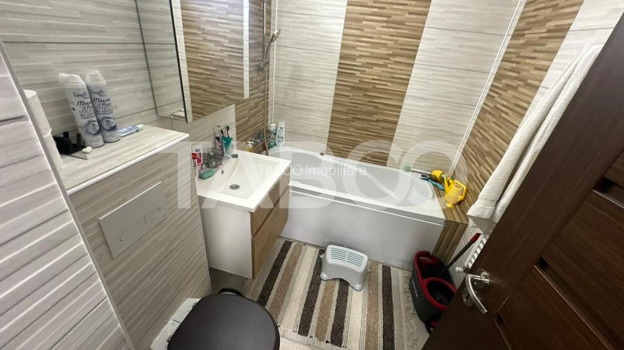 Apartament 4 camere decomandat 2 bai pivnita zona Strand Sibiu - 13