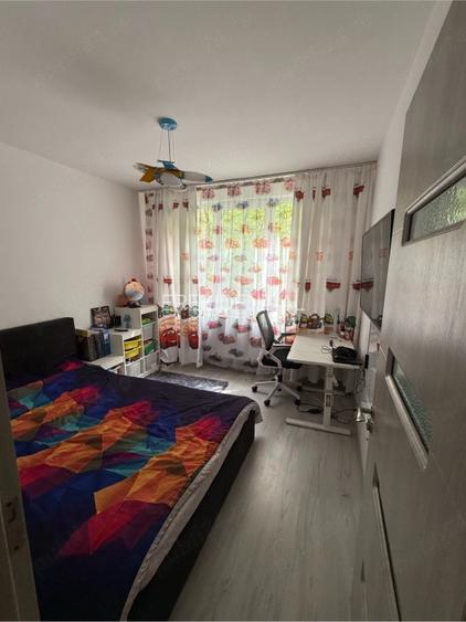 Apartament-3-camere-CENTRALA-PROPRIE-BRANCOVEANU-IZVORUL-CRISULUI - 5