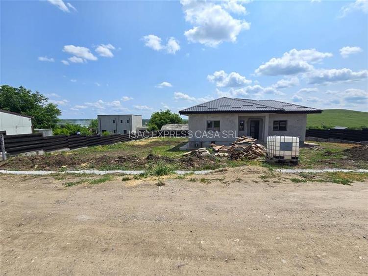 Casa noua de vanzare + 775 mp teren, Cogeasca, com. Letcani - 9