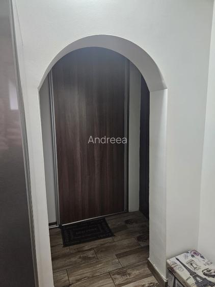 Apartament 2 camere, decomandat, zona Sud - 4