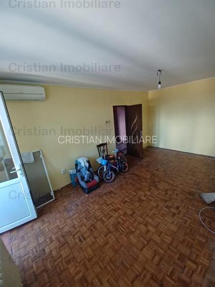 LIBER1! Ap 2 camere, conf I, zona Calea Galati - 2