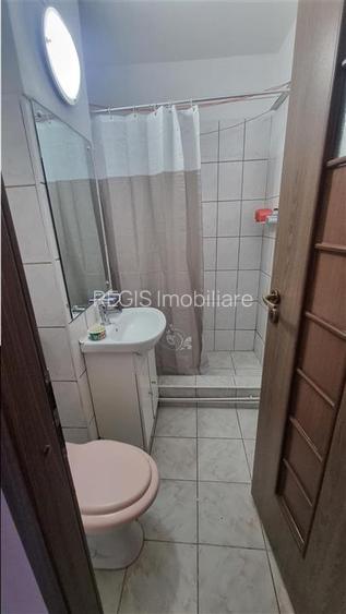 Apartament de trei camere , zona  ITC - 6