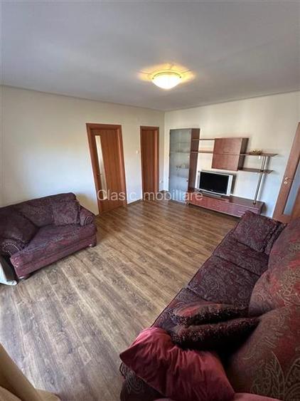 Inchiriere apartament 2 camere, Zona Piata Cipariu, Cluj-Napoca - 2