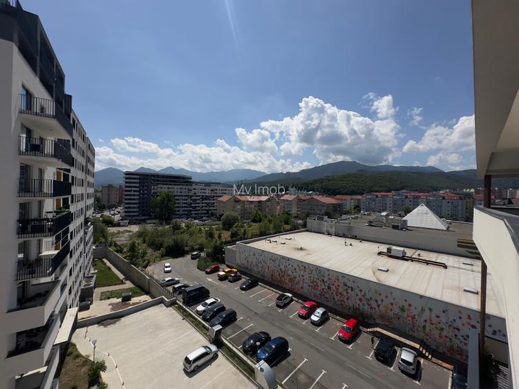 Apartament cu 2 camere de inchiriat in zona Racadau la Cosmopolit,et 6/8 - 5