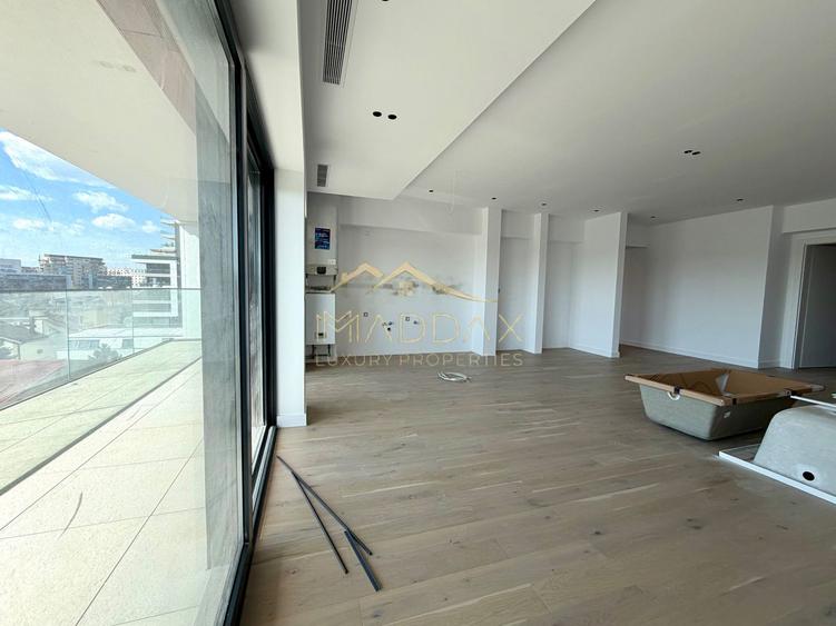 Apartament cu 4 camere *157mp*// 2 parking // Herastrau Park View