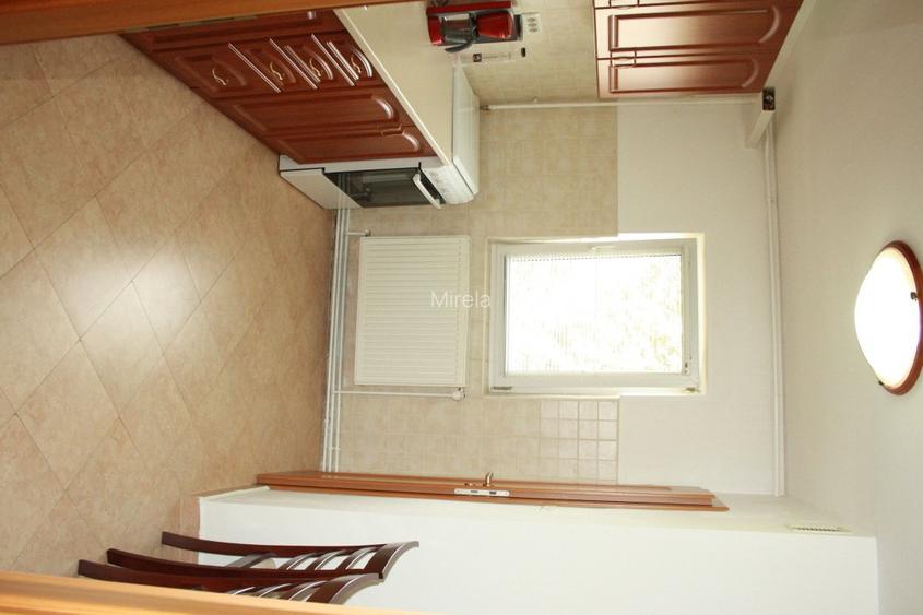 Proprietar Inchiriez apartament 3 camere decomandat strada Matei Basarab - 4