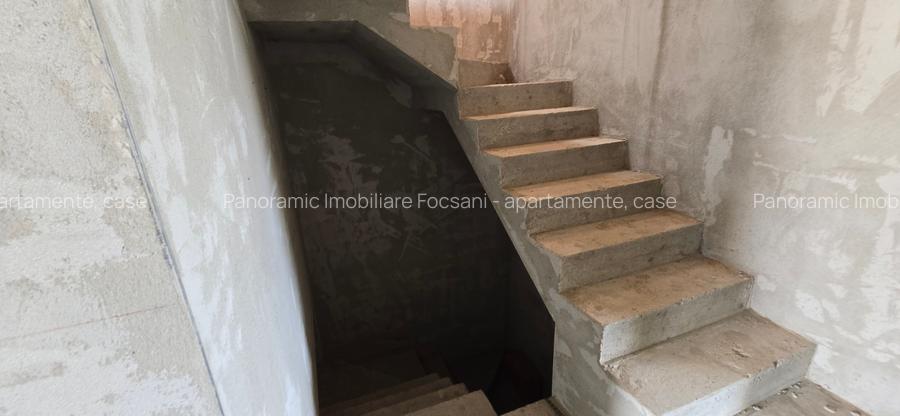 Vila de vanzare Focsani la gri, tip brancovenesc . - 29