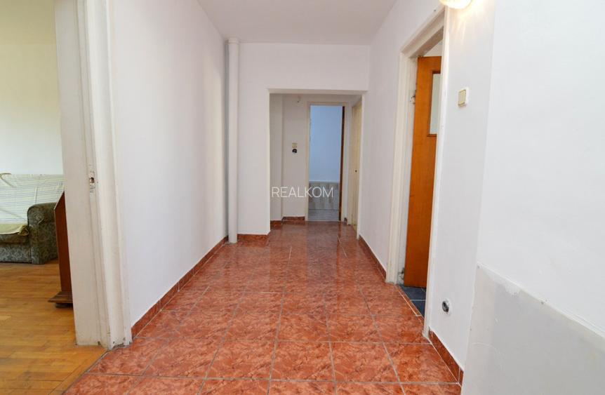 VANZARE APARTAMENT 3 CAMERE BULEVARDUL UNIRII- ZEPTER-STR. LUCIAN BLAGA NR. 3 - 23