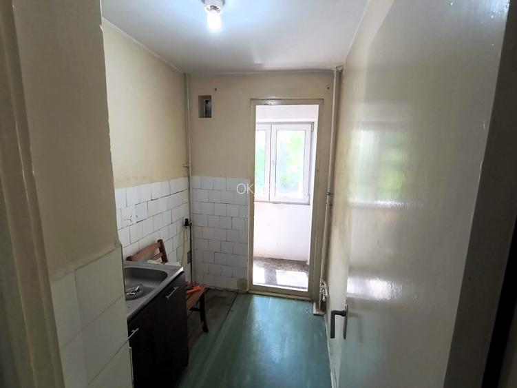 Vanzare Apartament 2 camere, Resita, etajul 1, liniște și acces facil - 7