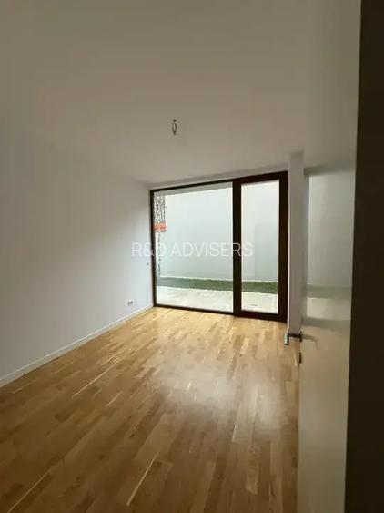 Apartament 3 camere si curte| Lux| 10 min Metrou |5 min Parc Cismigiu - 2