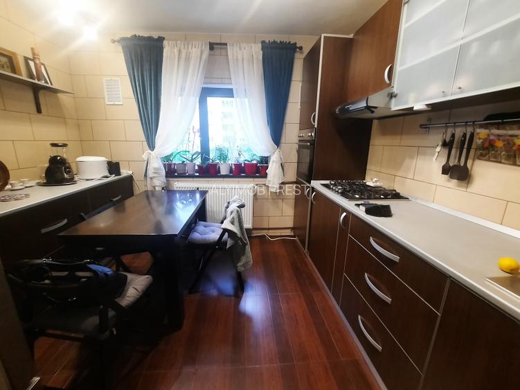 VANZARE 3 CAM SEBASTIAN-NOVACI - 8