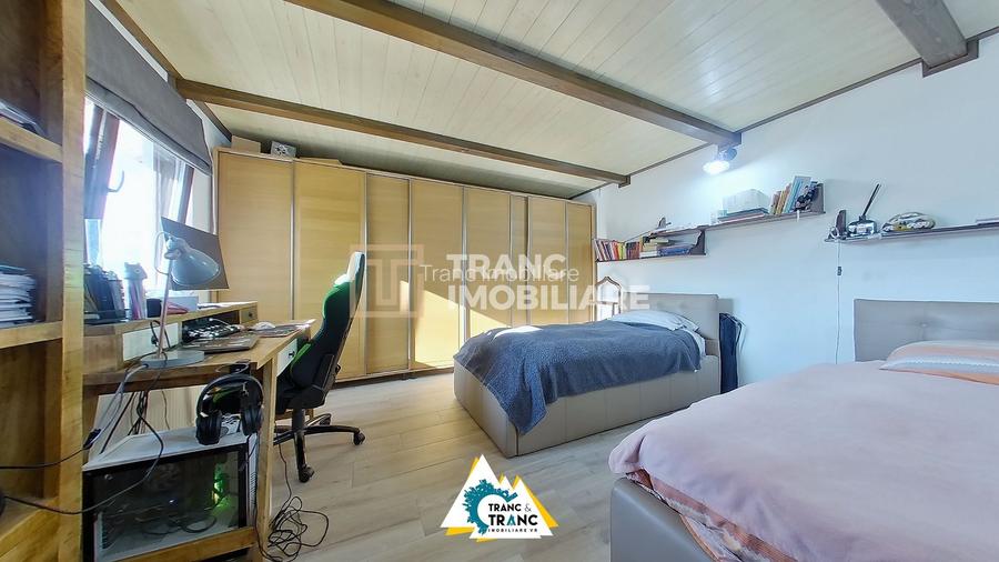 Teren generos de 2951 mp în cartierul Gai - 15