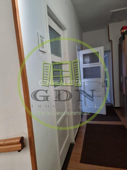 Proprietate spre vanzare,  formata din 2 case suprafata totala 440 mp - 14