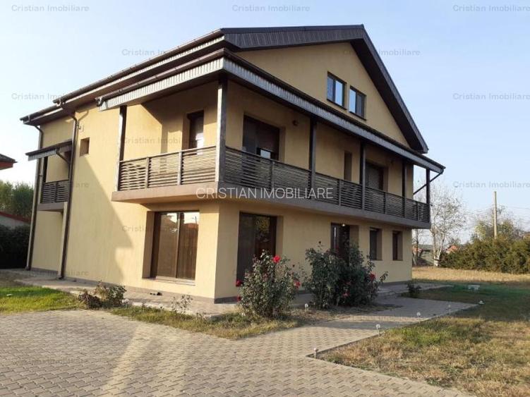 Vila P+1+M Cazasu 510mp construiti si teren 3774 mp - 3