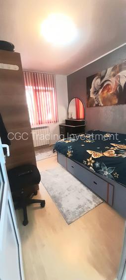 Vanzare apartament cu 4 camere si 2 bai,  decomandat, etaj 1/4  zona CET - 3