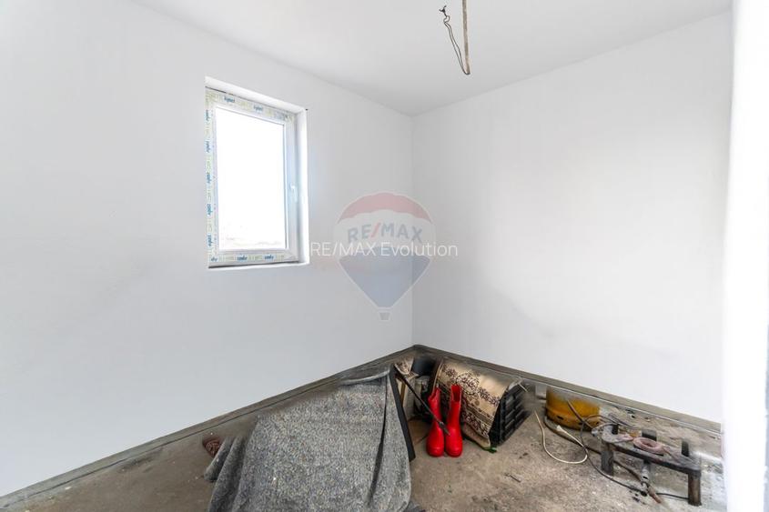 Casa de vanzare | 5 camere | Teren 1,100 mp | STUPINI | COMISION 0% - 18