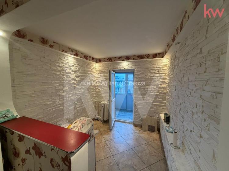 Apartament Decomandat - 2 Camere - Rovine - 5