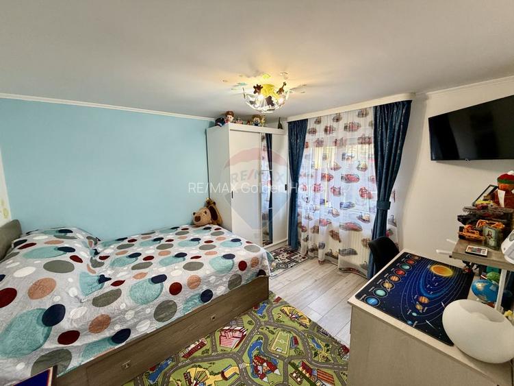 Casă / Vilă cu 4 camere de vânzare în zona Central - 12