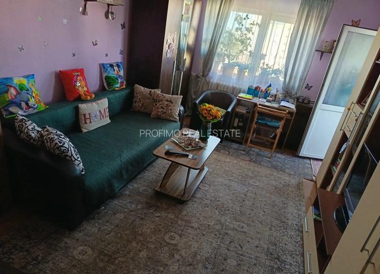 Dacia, apartament 2 camere decomandat et.4 - 5