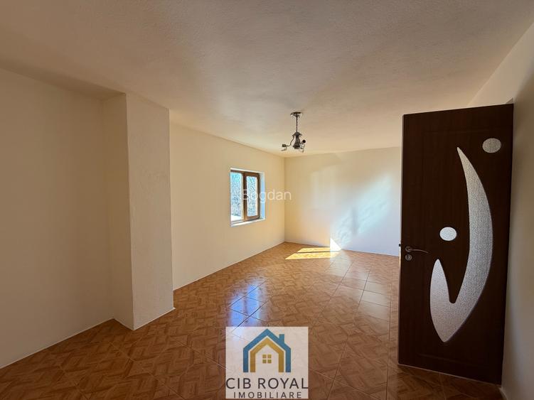 Casa 6 camere  Jud. Dâmbovița,Com. Corbii Mari,Satu Nou,Str. Troiței nr. 6, - 48