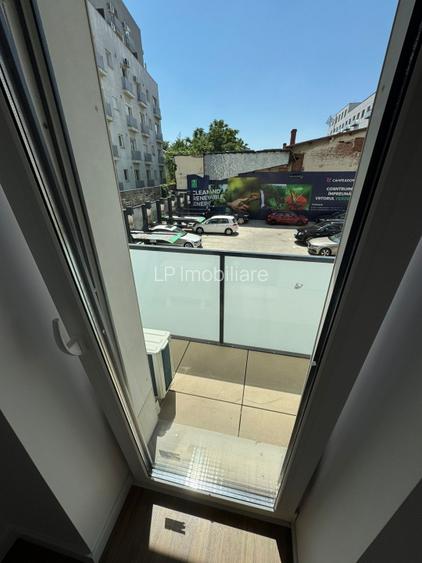 Nou Apartament trei camere-Tur video atasat - 3