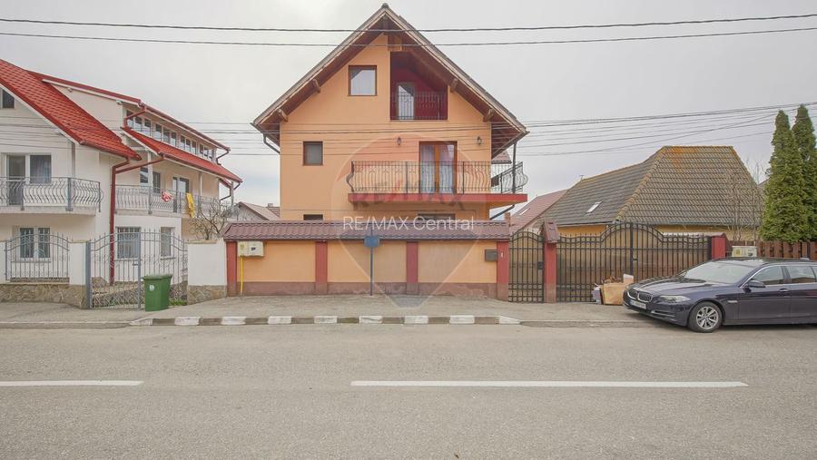 Casă cu garaj și panouri fotovoltaice – Codlea! - 8